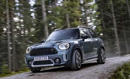 2021 MINI Cooper S Countryman ALL4 Front Three-Quarter Wallpapers 450x275 (9)