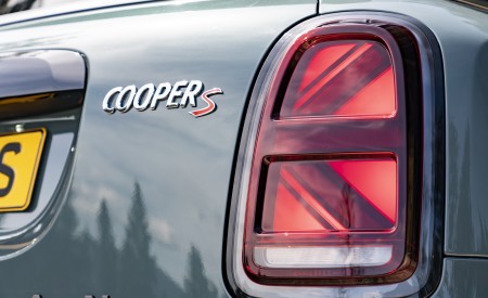 2021 MINI Cooper S Countryman ALL4 Tail Light Wallpapers 450x275 (53)