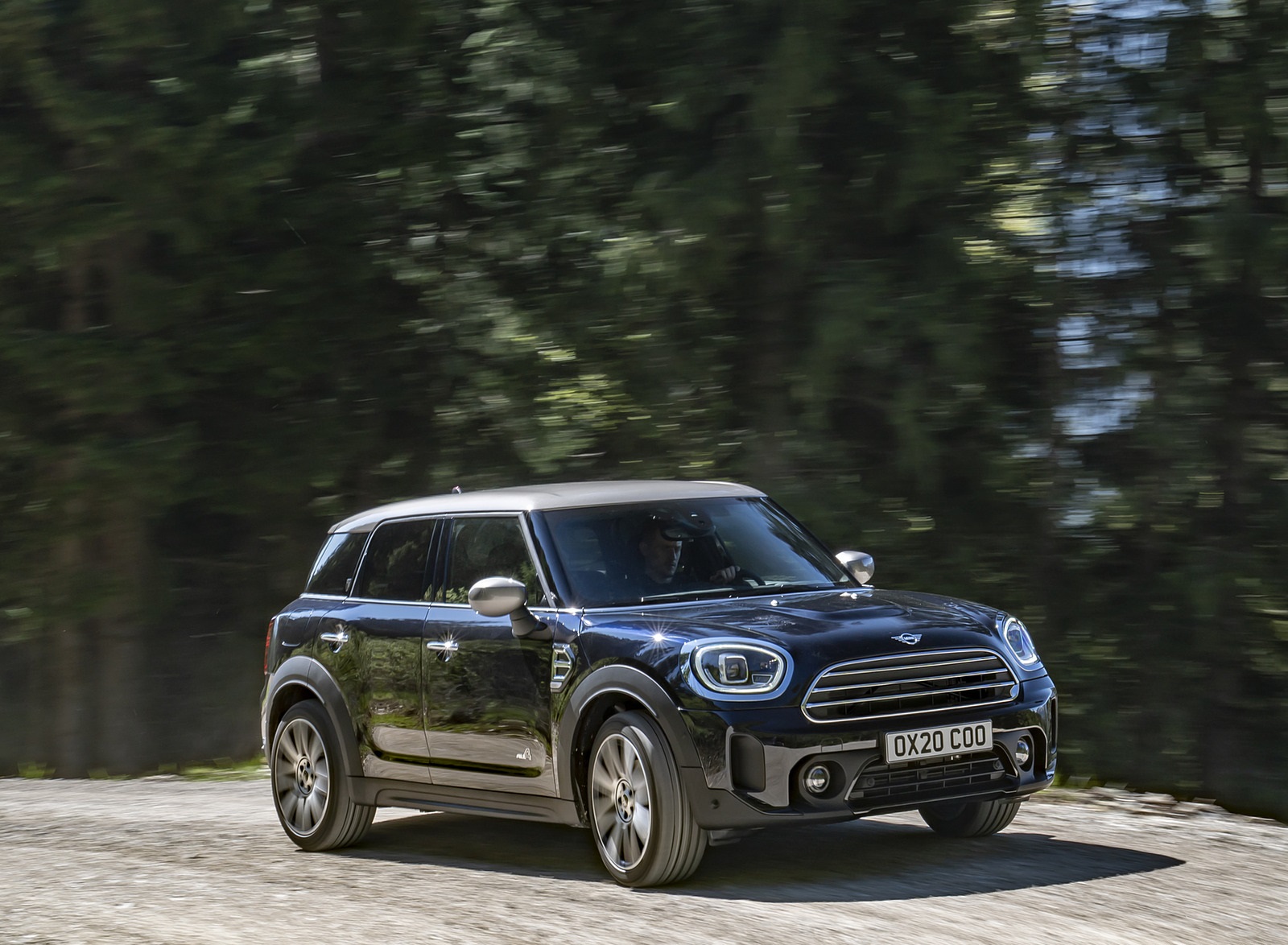 2021 MINI Countryman ALL4 Front Three-Quarter Wallpapers #3 of 41