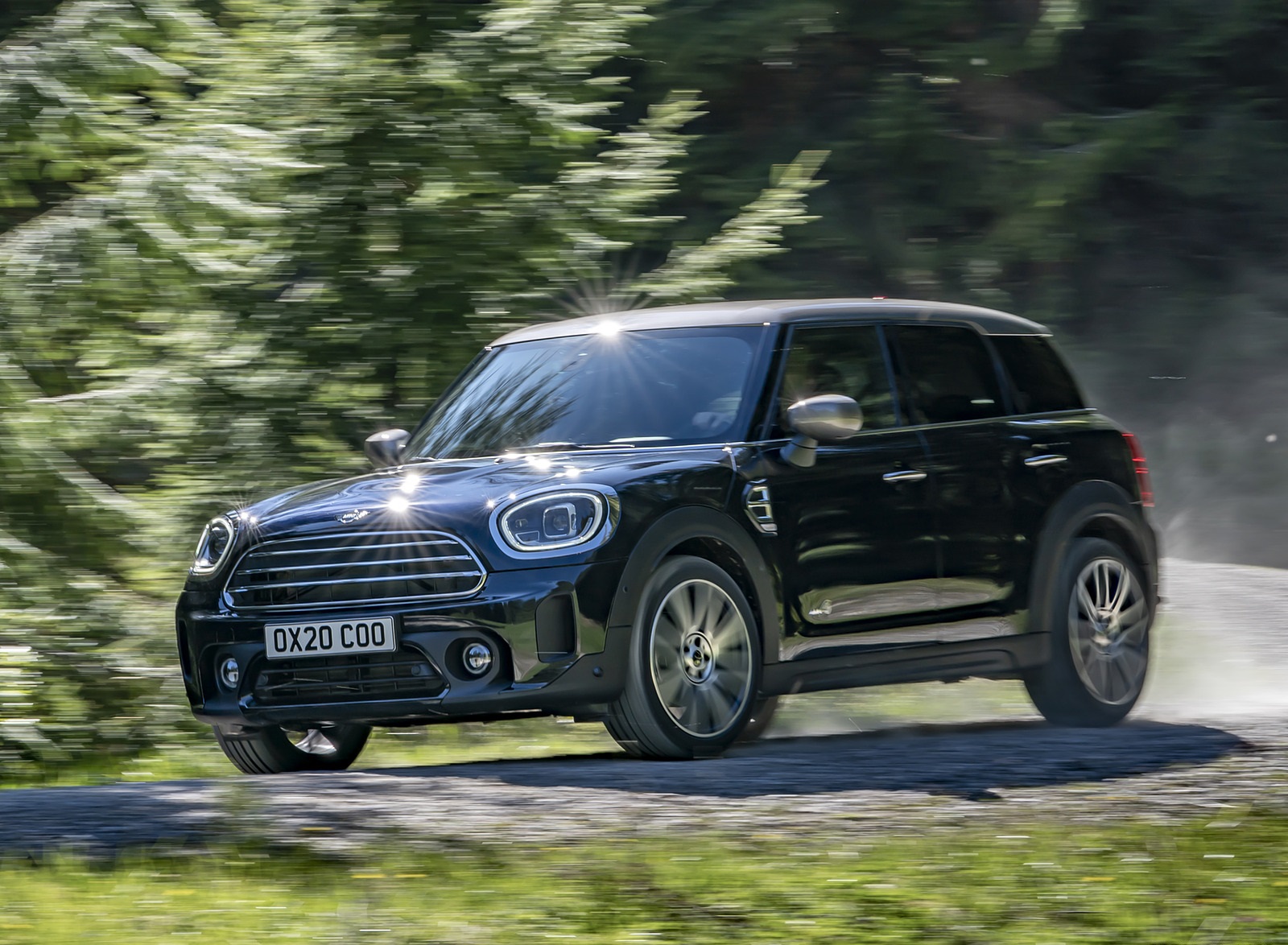 2021 MINI Countryman ALL4 Front Three-Quarter Wallpapers #5 of 41