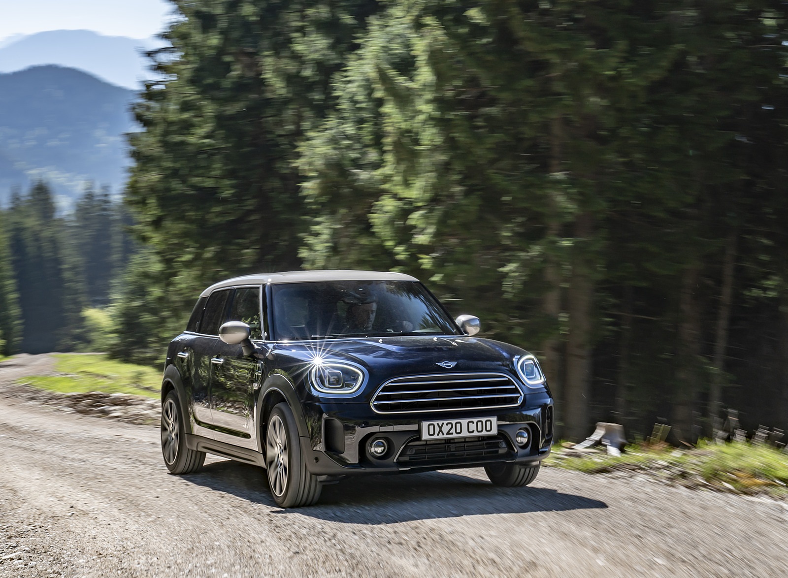 2021 MINI Countryman ALL4 Front Three-Quarter Wallpapers (6)