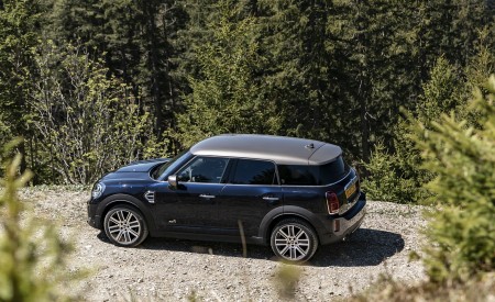 2021 MINI Countryman ALL4 Side Wallpapers 450x275 (24)
