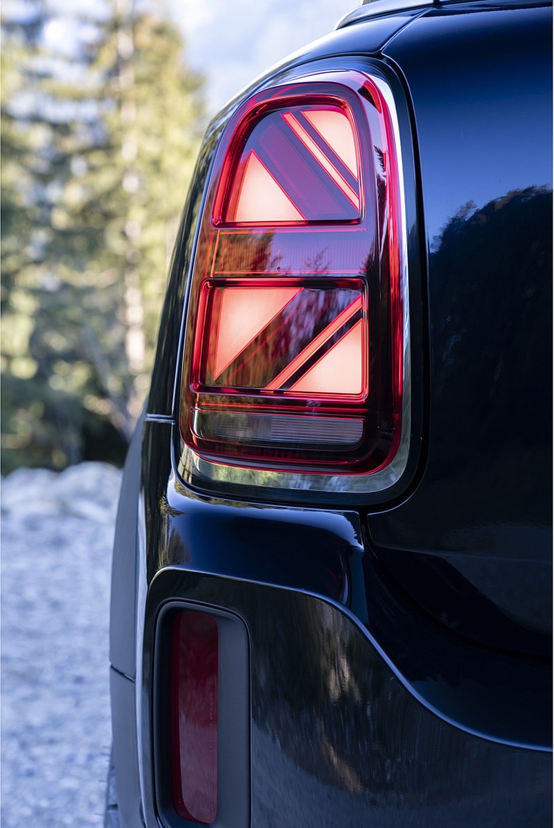 2021 MINI Countryman ALL4 Tail Light Wallpapers #31 of 41