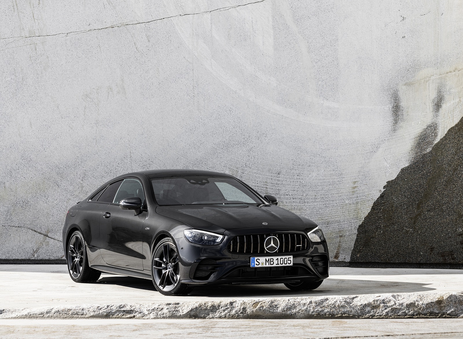 2021 Mercedes-AMG E 53 Coupe (Color: Graphite Grey Metallic) Front Three-Quarter Wallpapers #25 of 37