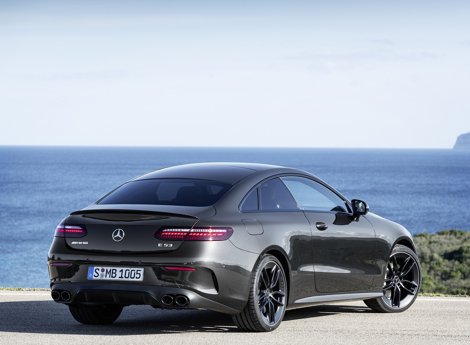 2021 Mercedes-AMG E 53 Coupe (Color: Graphite Grey Metallic) Rear Three-Quarter Wallpapers #19 of 37