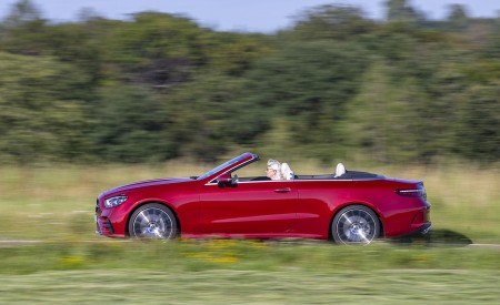 2021 Mercedes-Benz E 450 4MATIC Cabriolet (Color: Patagonia Red) Side Wallpapers 450x275 (4)