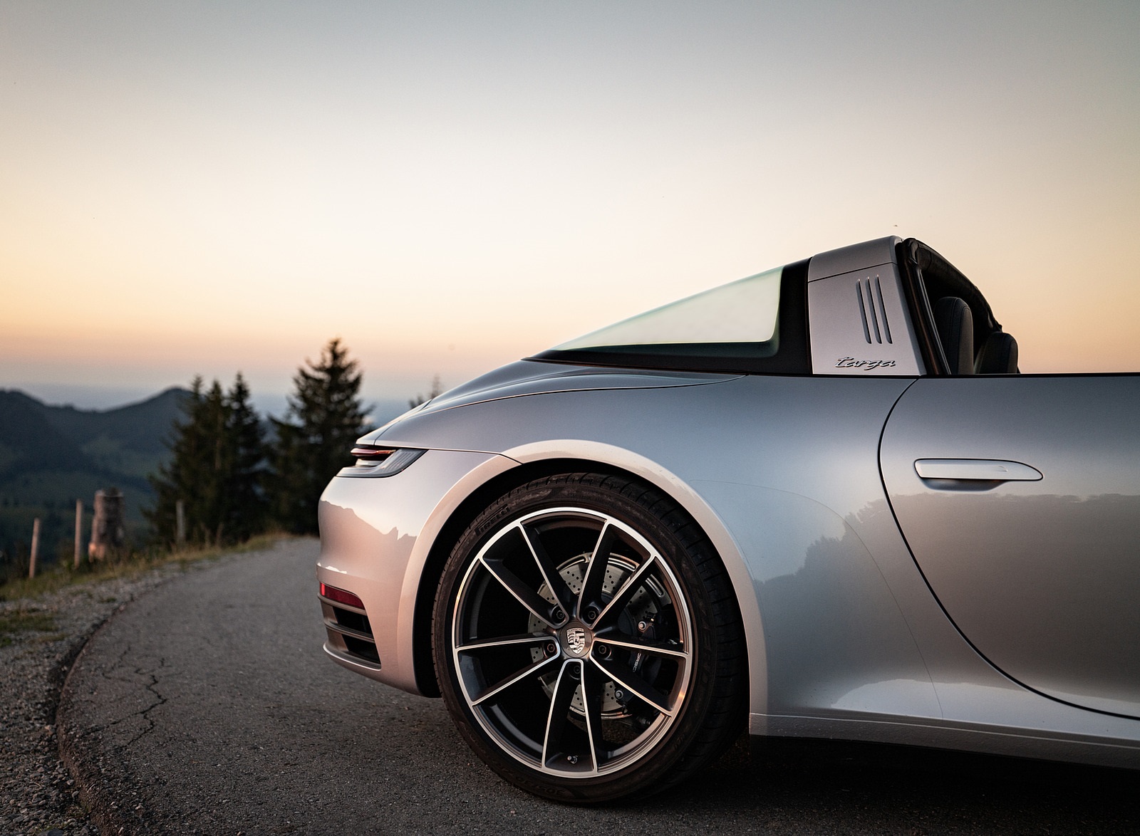 2021 Porsche 911 Targa 4 (Color: Dolomite Silver Metallic) Wheel Wallpapers #102 of 126