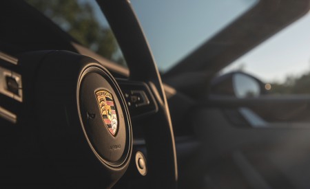 2021 Porsche 911 Targa 4 (Color: Gentian Blue) Interior Steering Wheel Wallpapers 450x275 (65)