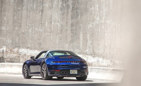 2021 Porsche 911 Targa 4 (Color: Gentian Blue) Rear Three-Quarter Wallpapers  450x275 (28)