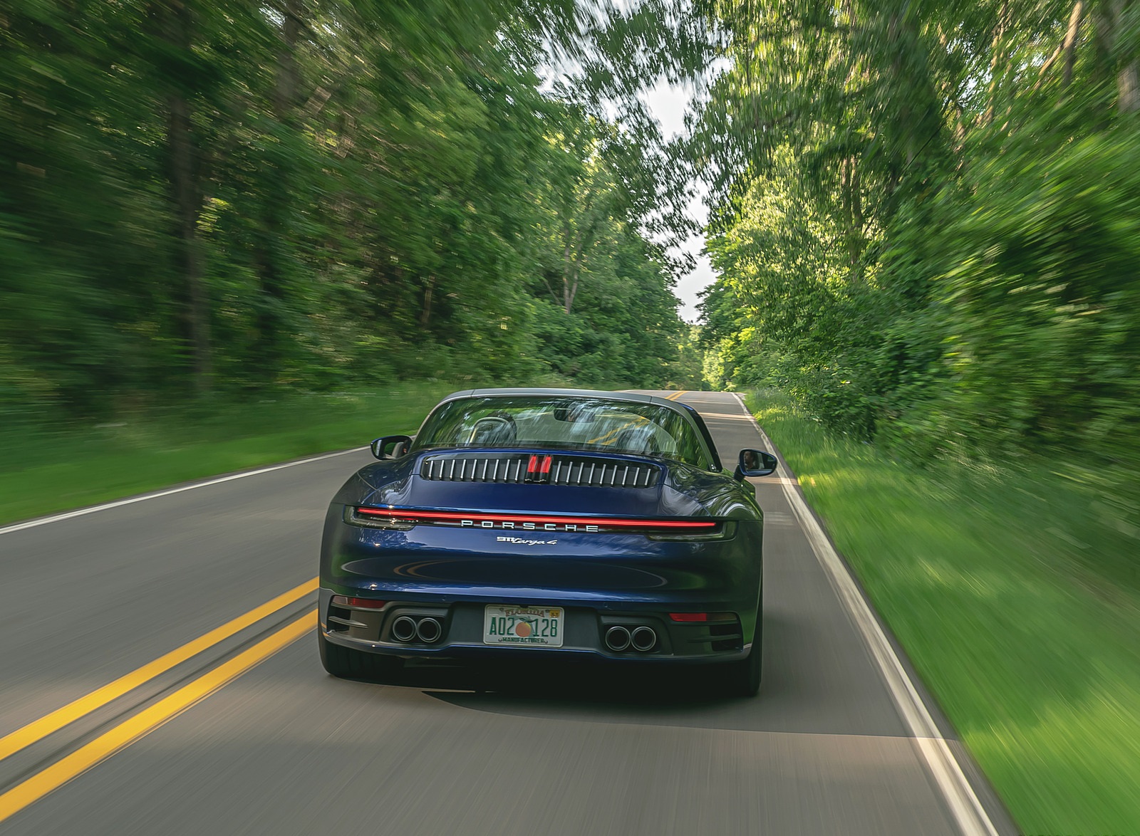 2021 Porsche 911 Targa 4 (Color: Gentian Blue) Rear Wallpapers  #14 of 126
