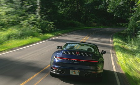 2021 Porsche 911 Targa 4 (Color: Gentian Blue) Rear Wallpapers 450x275 (16)