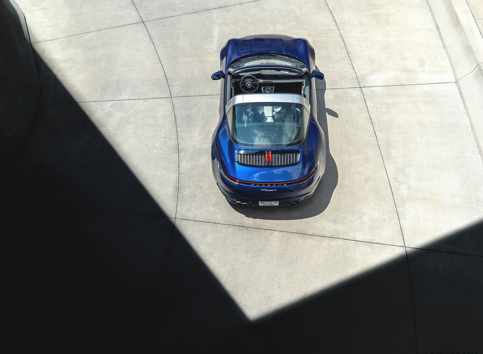 2021 Porsche 911 Targa 4 (Color: Gentian Blue) Top Wallpapers  #38 of 126