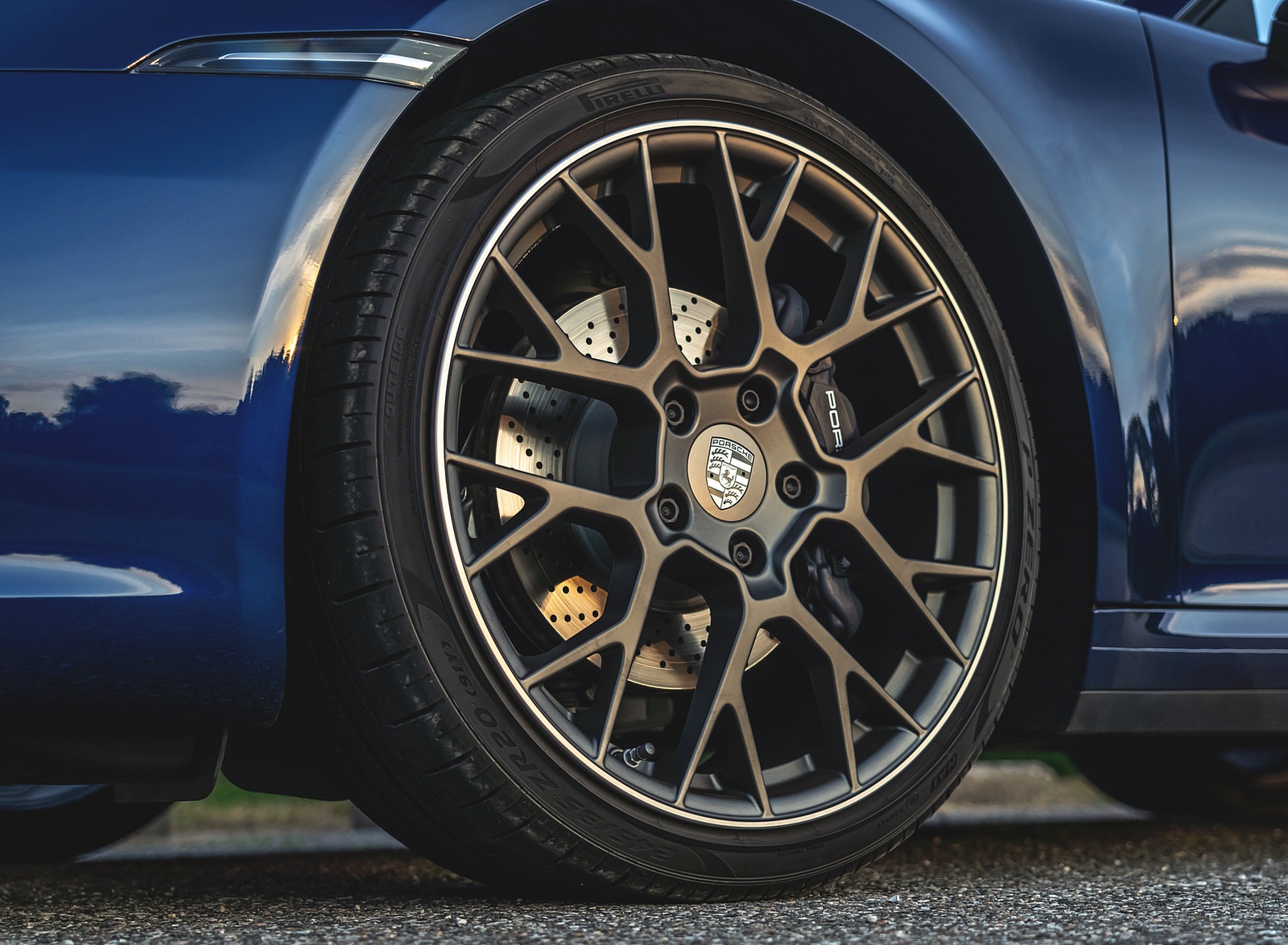 2021 Porsche 911 Targa 4 (Color: Gentian Blue) Wheel Wallpapers #47 of 126