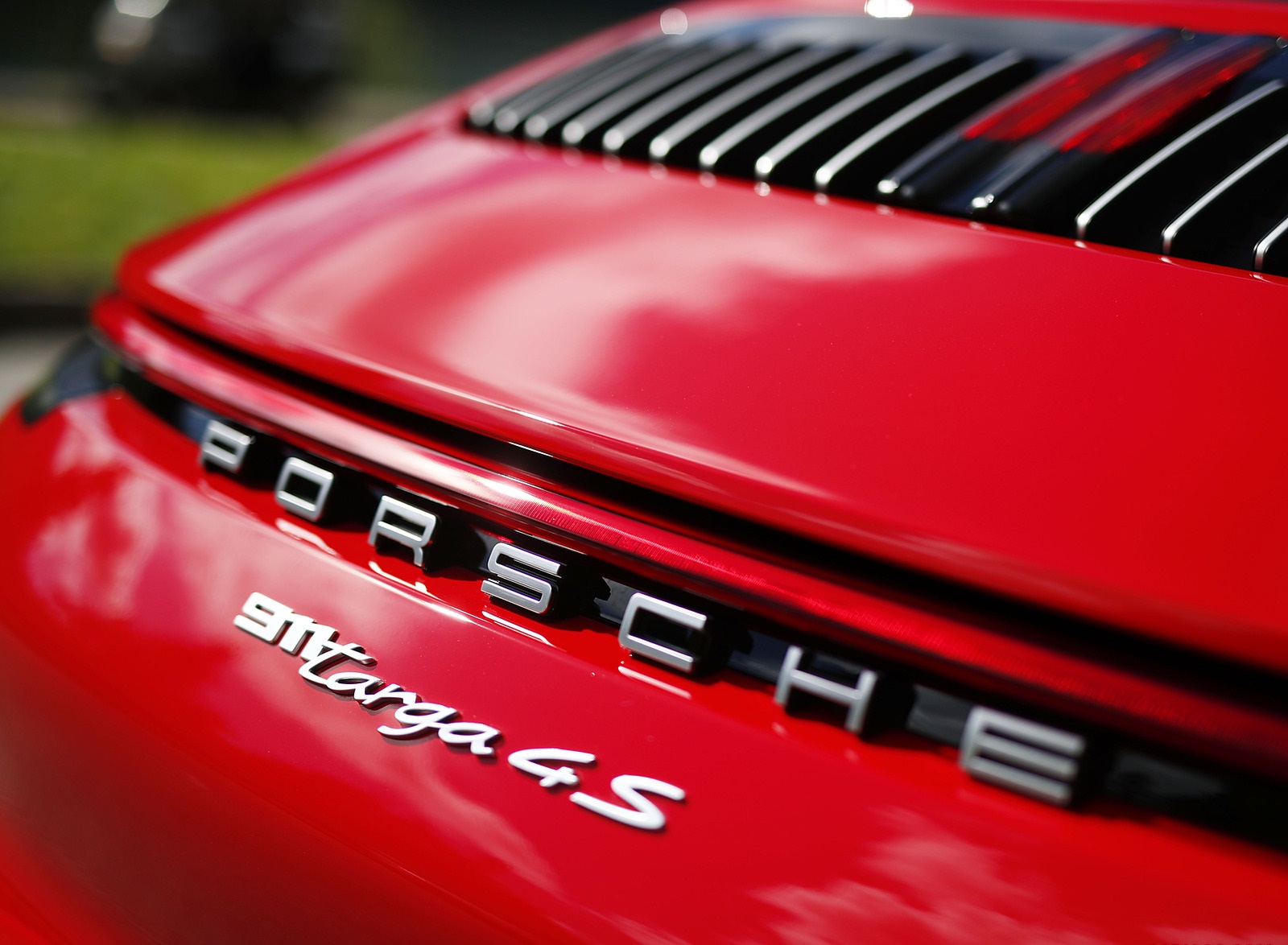 2021 Porsche 911 Targa 4S (Color: Guards Red) Badge Wallpapers #122 of 138