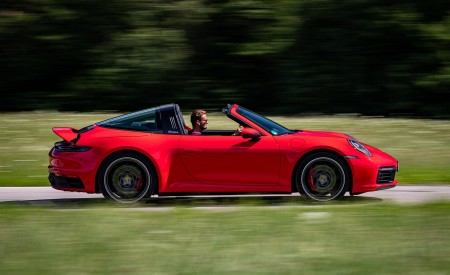 2021 Porsche 911 Targa 4S (Color: Guards Red) Side Wallpapers 450x275 (90)
