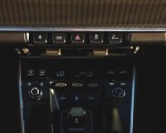 2021 Porsche 911 Targa 4S (Color: Racing Yellow) Central Console Wallpapers 150x120 (81)