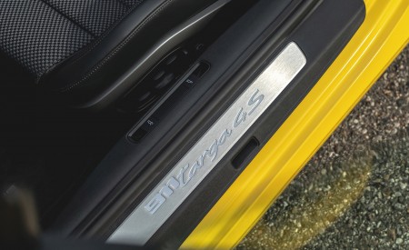 2021 Porsche 911 Targa 4S (Color: Racing Yellow) Door Sill Wallpapers 450x275 (60)