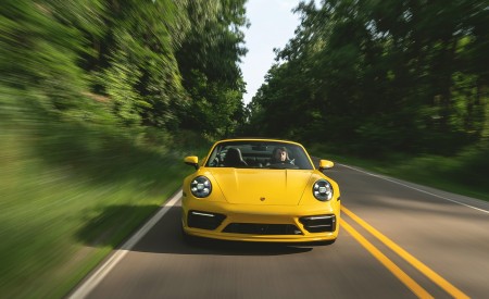 2021 Porsche 911 Targa 4S (Color: Racing Yellow) Front Wallpapers 450x275 (2)