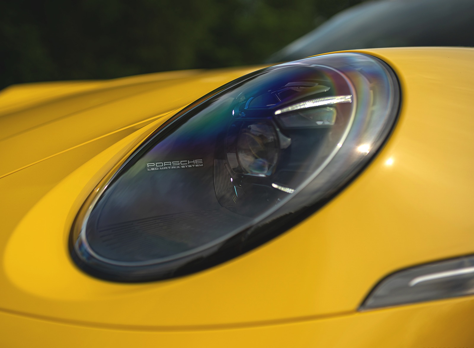2021 Porsche 911 Targa 4S (Color: Racing Yellow) Headlight Wallpapers #44 of 138