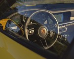 2021 Porsche 911 Targa 4S (Color: Racing Yellow) Interior Wallpapers 150x120 (59)