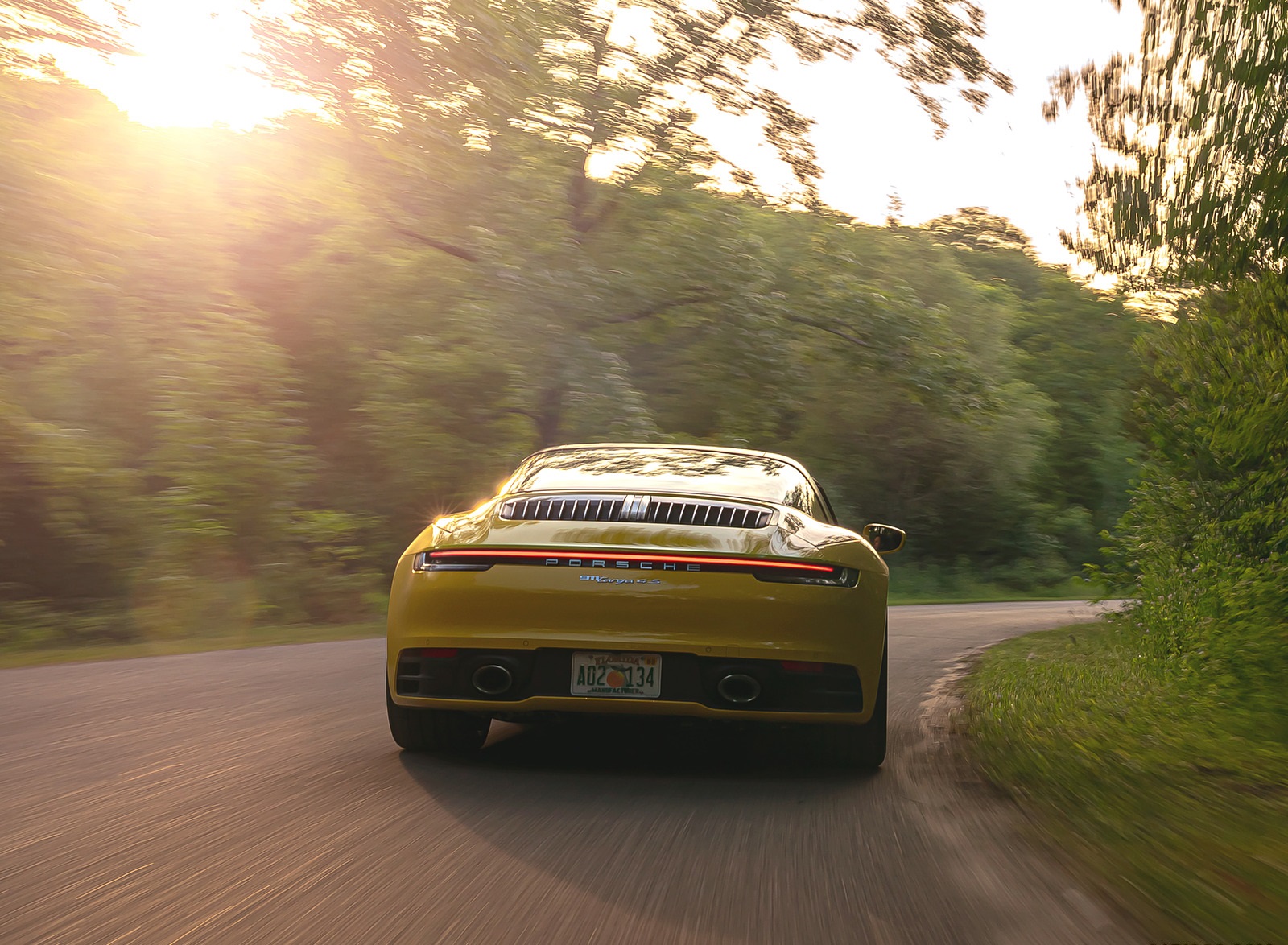 2021 Porsche 911 Targa 4S (Color: Racing Yellow) Rear Wallpapers (9)