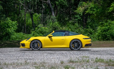 2021 Porsche 911 Targa 4S (Color: Racing Yellow) Side Wallpapers  450x275 (30)