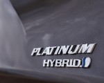 2021 Toyota Sienna Platinum Hybrid Badge Wallpapers 150x120 (11)
