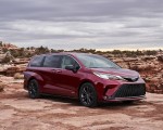2021 Toyota Sienna XSE Hybrid Front Three-Quarter Wallpapers 150x120 (2)