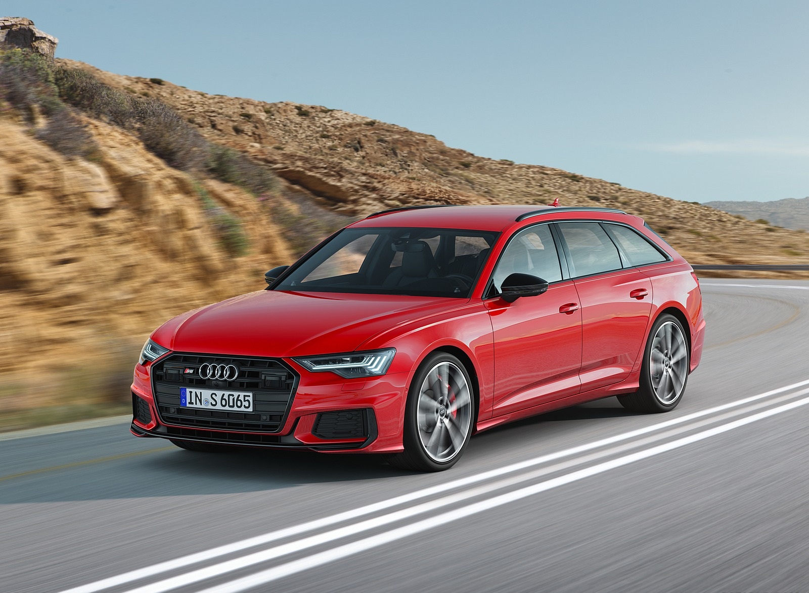 2020 Audi S6 Avant TDI (Color: Tango Red) Front Three-Quarter Wallpapers  #23 of 60