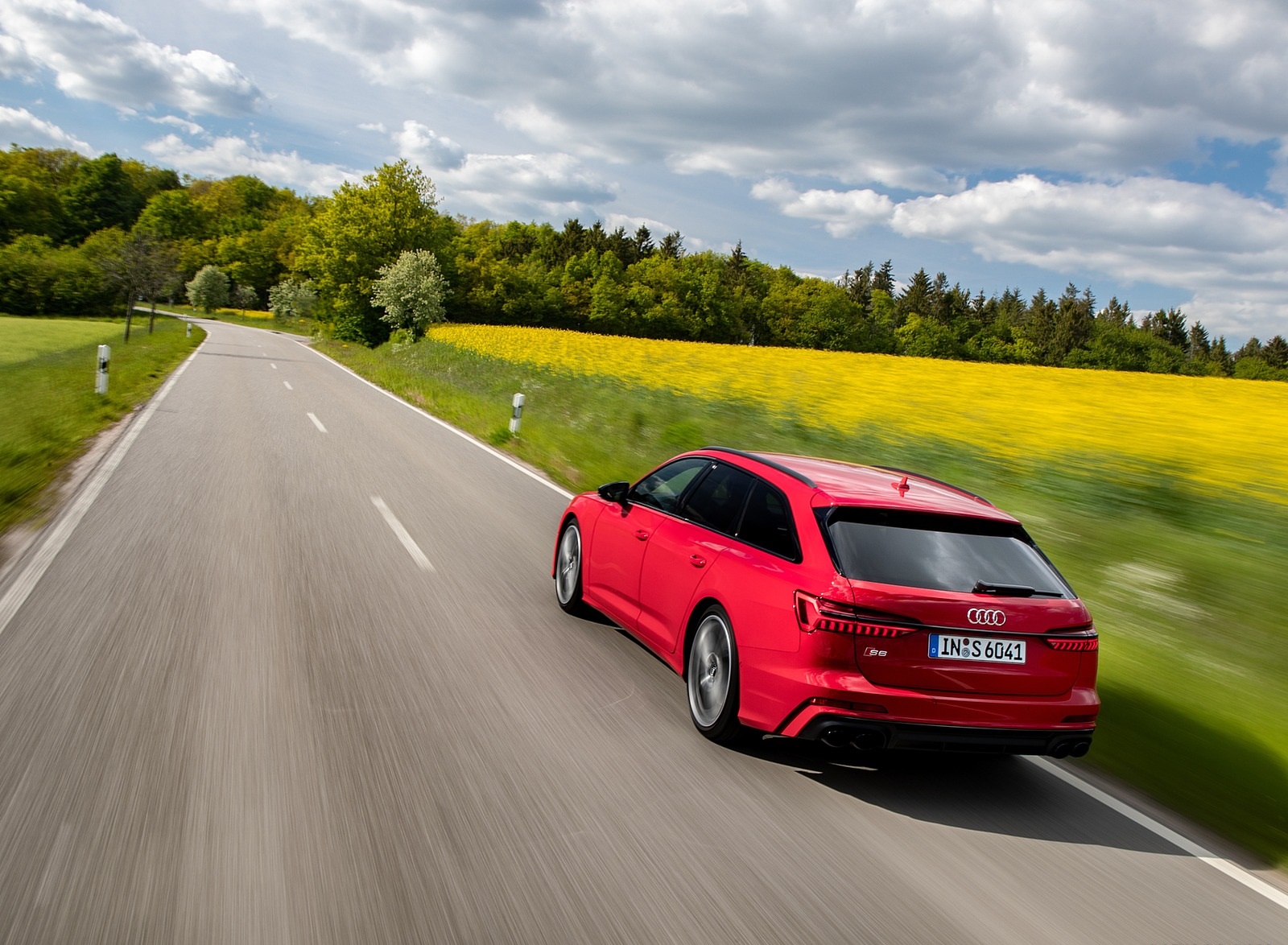 2020 Audi S6 Avant TDI (Color: Tango Red) Rear Three-Quarter Wallpapers #8 of 60