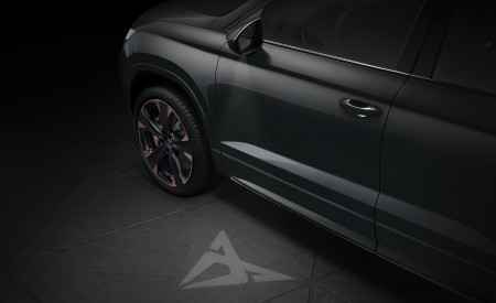 2020 CUPRA Ateca Ground Projection Wallpapers 450x275 (8)