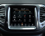 2020 Jeep Compass (Euro-Spec) Central Console Wallpapers 150x120 (26)