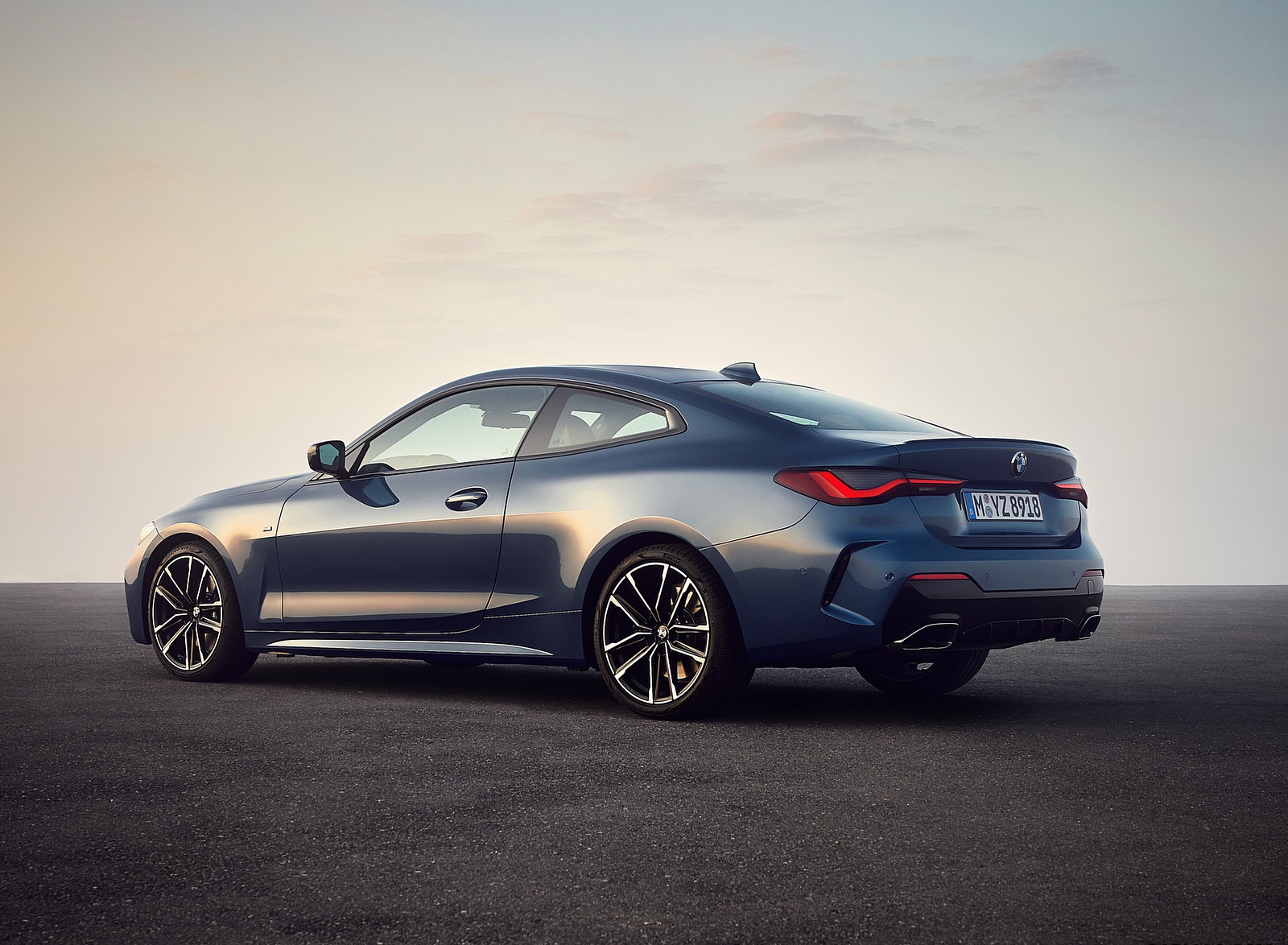 2021 BMW M440i xDrive Coupe Rear Three-Quarter Wallpapers #53 of 82