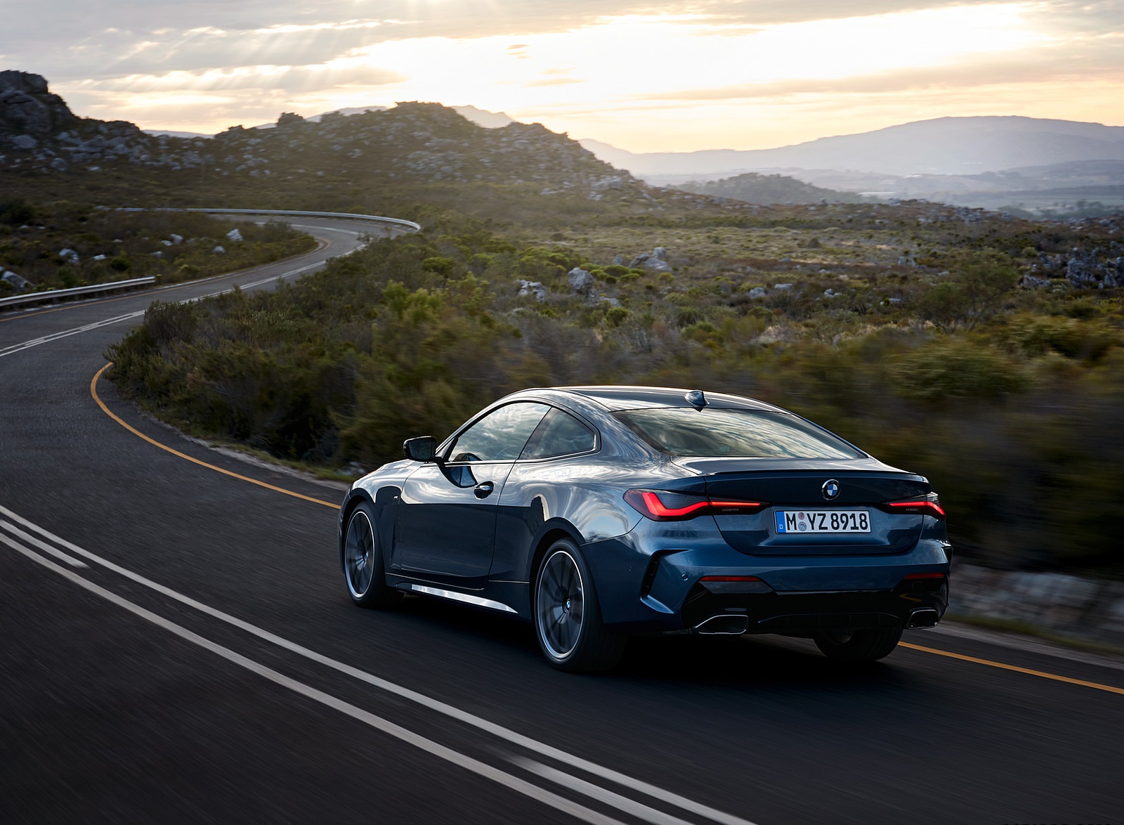 2021 BMW M440i xDrive Coupe Rear Three-Quarter Wallpapers #43 of 82