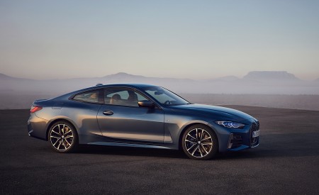 2021 BMW M440i xDrive Coupe Side Wallpapers 450x275 (58)