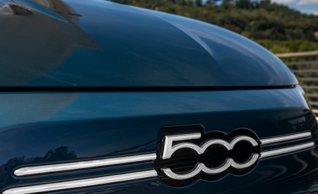 2021 Fiat 500 la Prima EV Grill Wallpapers 450x275 (15)