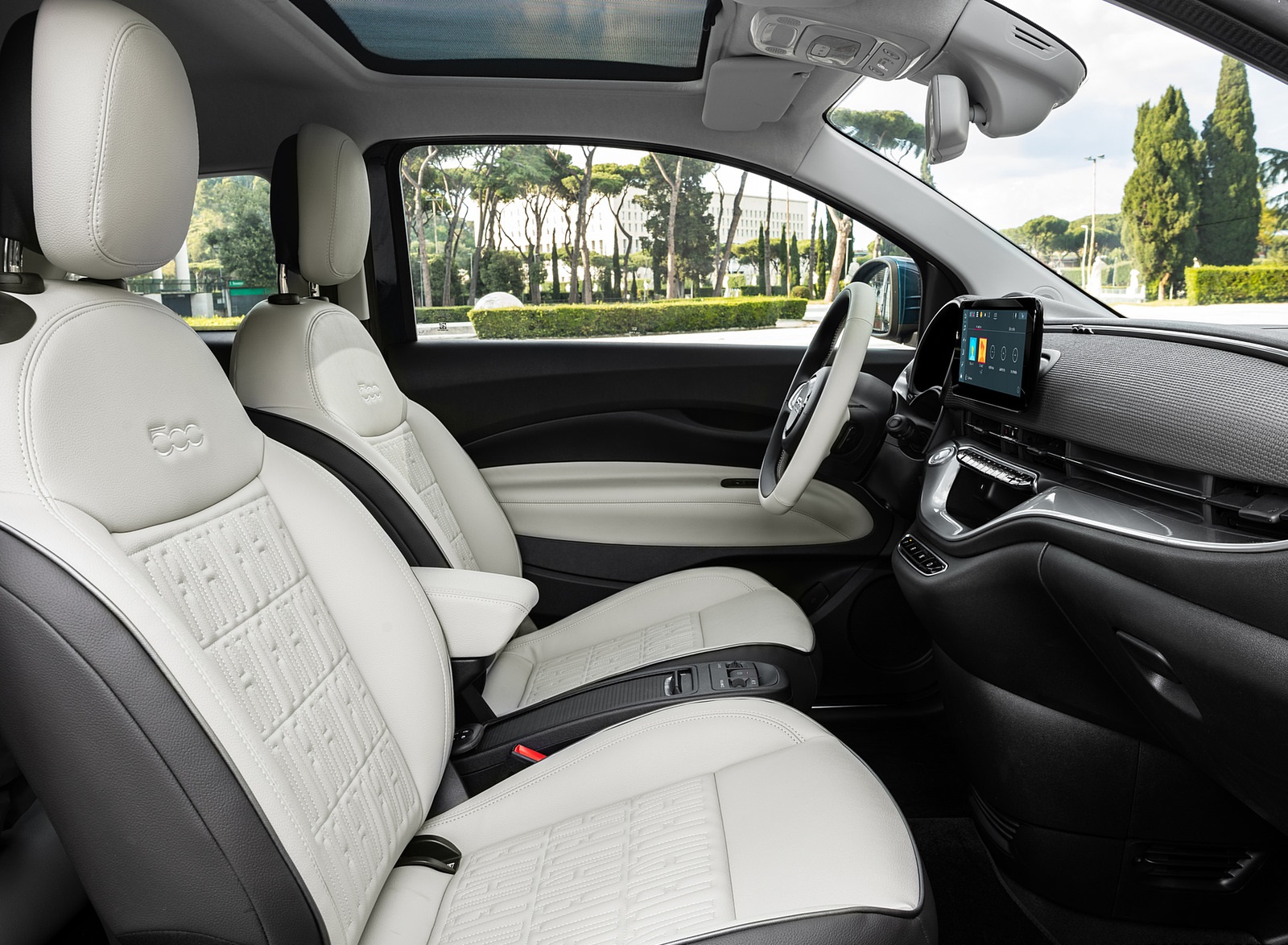 2021 Fiat 500 la Prima EV Interior Seats Wallpapers #28 of 37
