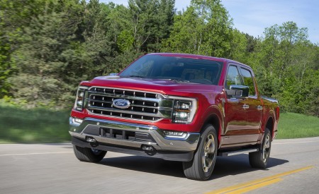 2021 Ford F-150 Lariat (Color: Rapid Red Metallic) Front Wallpapers 450x275 (4)
