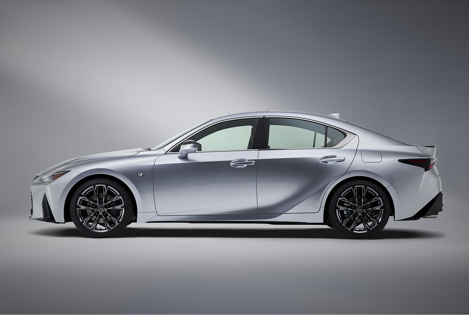 2021 Lexus IS Side Wallpapers #9 of 30