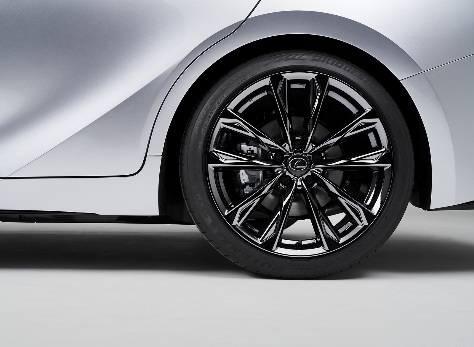 2021 Lexus IS Wheel Wallpapers #20 of 30