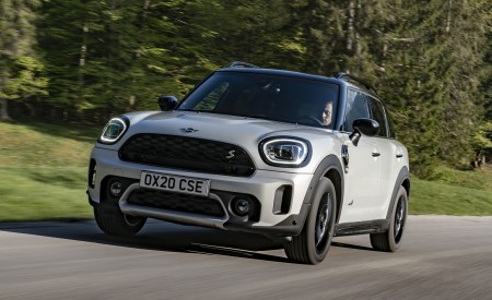 2021 MINI Countryman SE ALL4 Plug-In Hybrid Front Wallpapers 450x275 (2)