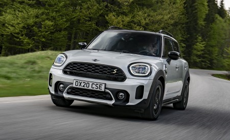 2021 MINI Countryman SE ALL4 Plug-In Hybrid Front Wallpapers 450x275 (7)