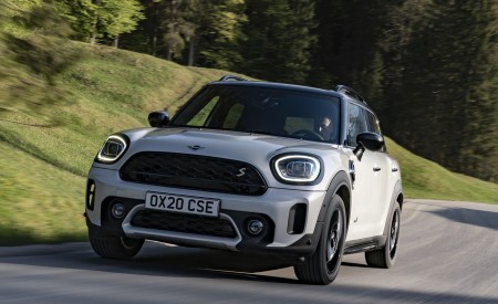 2021 MINI Countryman SE ALL4 Plug-In Hybrid Front Wallpapers 450x275 (10)