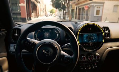 2021 MINI Countryman SE ALL4 Plug-In Hybrid Interior Cockpit Wallpapers 450x275 (69)