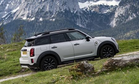 2021 MINI Countryman SE ALL4 Plug-In Hybrid Side Wallpapers 450x275 (40)