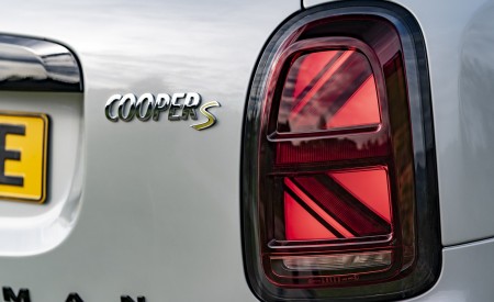 2021 MINI Countryman SE ALL4 Plug-In Hybrid Tail Light Wallpapers 450x275 (45)