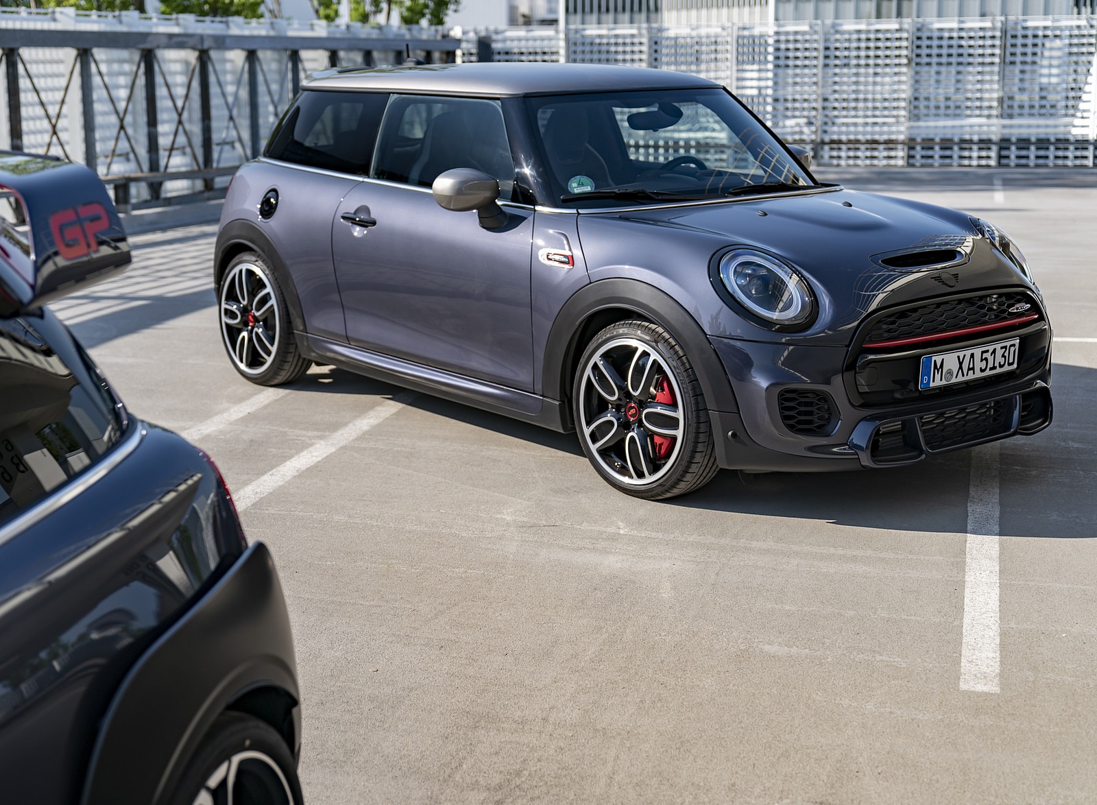 2021 MINI John Cooper Works GP Pack Front Three-Quarter Wallpapers (7)