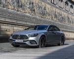 2021 Mercedes-AMG E 63 S 4MATIC+ (Color: High-Tech Silver Metallic) Front Three-Quarter Wallpapers 150x120 (32)