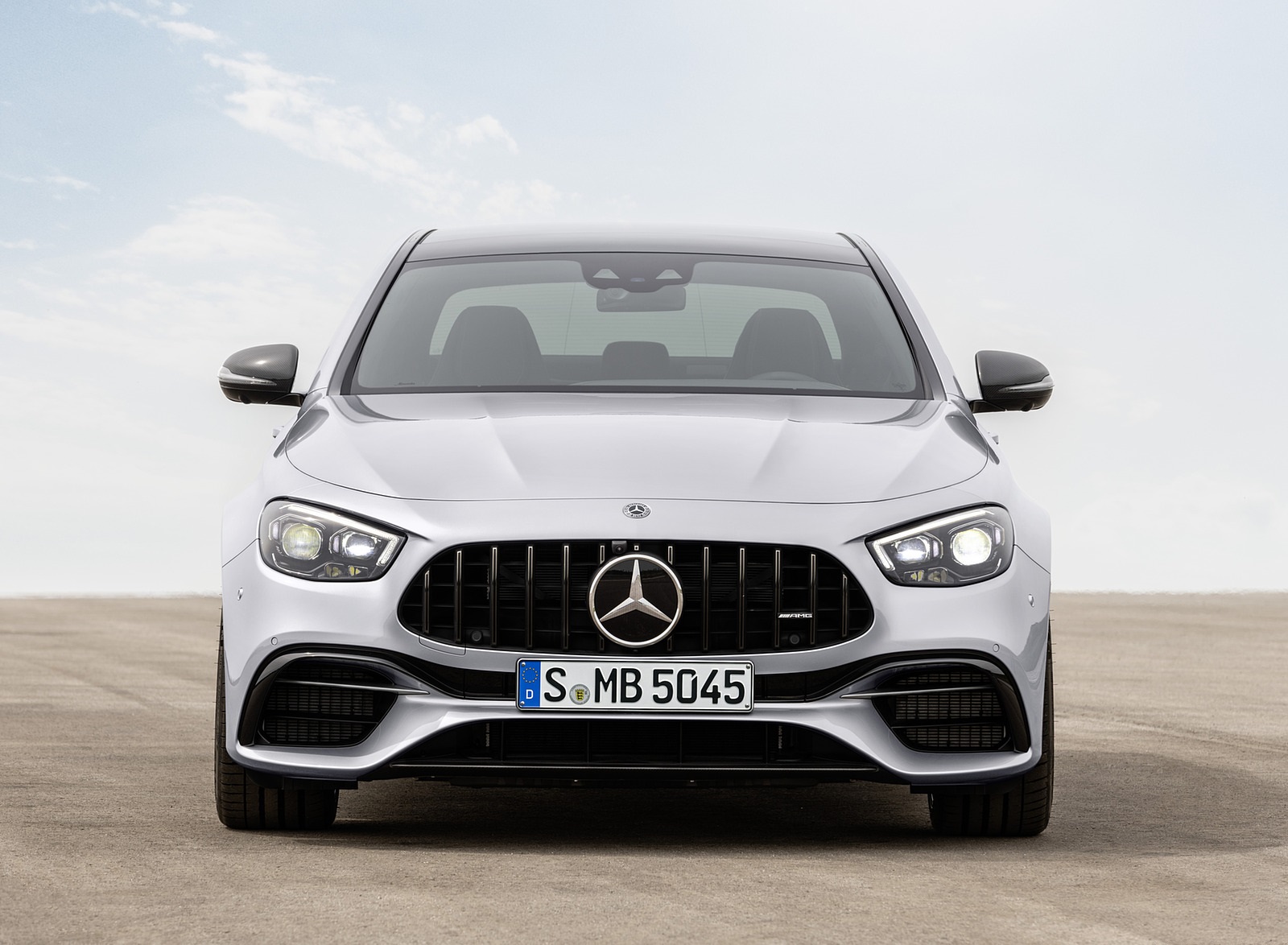 2021 Mercedes-AMG E 63 S (Color: Hightech Silver Metallic) Front Wallpapers #87 of 96