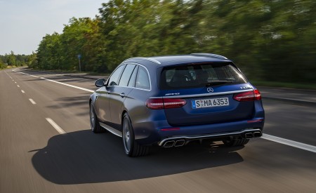 2021 Mercedes-AMG E 63 S Estate 4MATIC+ (Color: Designo Magno Brilliant Blue) Rear Three-Quarter Wallpapers 450x275 (11)